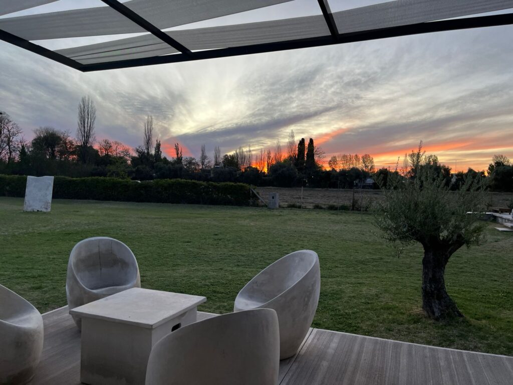 WhatsApp Image 2025-10-20 at 10.49.36 (4)